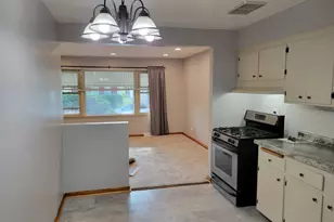 3213 Cuyler Ave, Berwyn, IL 60402 - Photo 7