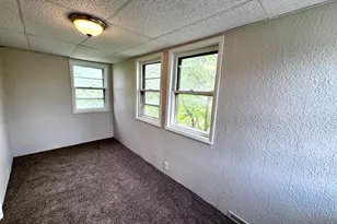 1109 4th St, Lasalle, IL 61301 - Photo 9