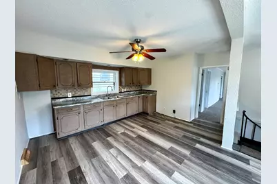 1109 4th Street, Lasalle, IL 61301 - Photo 3