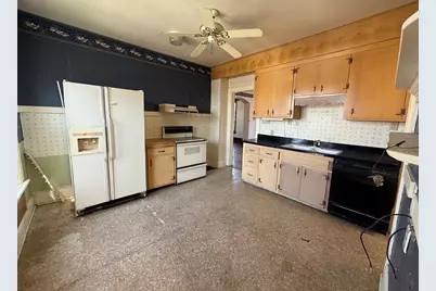 412 W Elm Street, Sycamore, IL 60178 - Photo 15