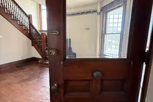 412 W Elm St, Sycamore, IL 60178 - Photo 3