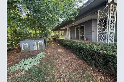 412 W Elm Street, Sycamore, IL 60178 - Photo 33