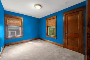 534 Palace St, Aurora, IL 60506 - Photo 9