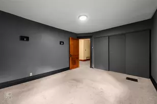 534 Palace St, Aurora, IL 60506 - Photo 7