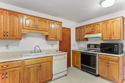 1007 Holiday Drive, Champaign, IL 61821 - Photo 13