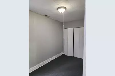 8825 S Exchange Avenue, Chicago, IL 60617 - Photo 11