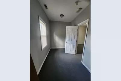 8825 S Exchange Avenue, Chicago, IL 60617 - Photo 9