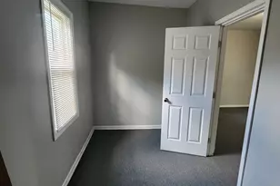 8825 S Exchange Ave, Chicago, IL 60617 - Photo 9