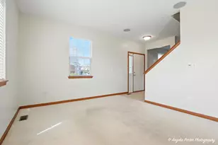 509 Legend Ln, McHenry, IL 60050 - Photo 7