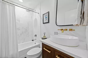 1950 Elmore Ave, Downers Grove, IL 60515 - Photo 39