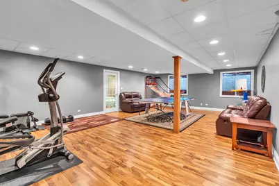 240 Hearthstone Drive, Bartlett, IL 60103 - Photo 27