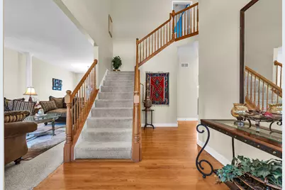 240 Hearthstone Drive, Bartlett, IL 60103 - Photo 3