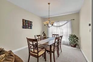 240 Hearthstone Dr, Bartlett, IL 60103 - Photo 13