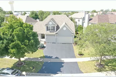 240 Hearthstone Drive, Bartlett, IL 60103 - Photo 37