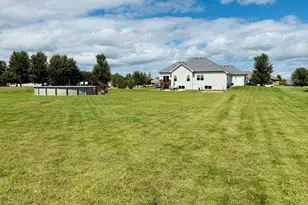 10359 E Shagbark Ln, Rochelle, IL 61068 - Photo 37