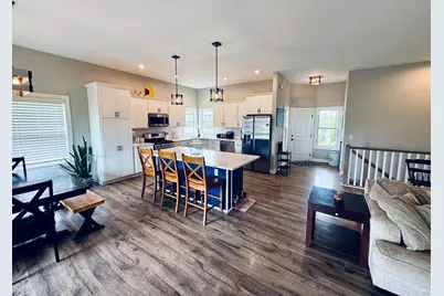 10359 E Shagbark Lane, Rochelle, IL 61068 - Photo 3