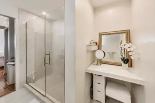 758 N Larrabee St, Chicago, IL 60654 - Photo 13