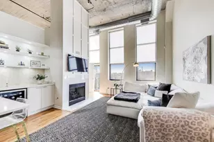 758 N Larrabee St, Chicago, IL 60654 - Photo 7