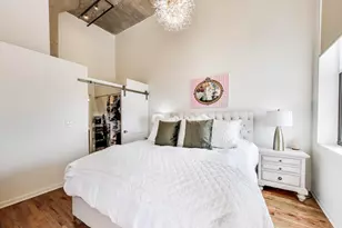 758 N Larrabee St, Chicago, IL 60654 - Photo 9