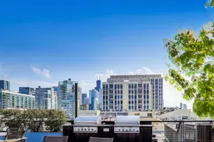 758 N Larrabee St, Chicago, IL 60654 - Photo 23