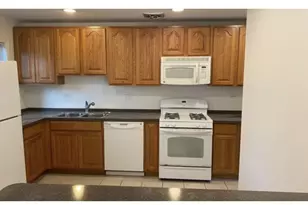 3420 Greenbriar Dr, Glenview, IL 60025 - Photo 3