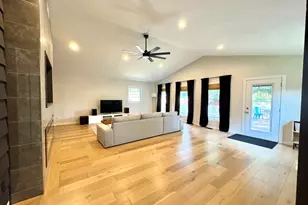 2902 S Myra Ridge Dr, Urbana, IL 61802 - Photo 11