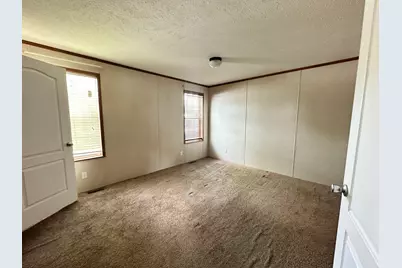 319 Avenue F, Bloomington, IL 61704 - Photo 11