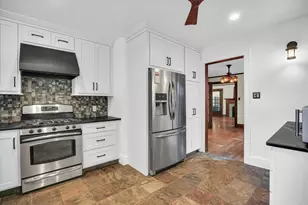 1001 S Douglas Ave, Urbana, IL 61801 - Photo 15