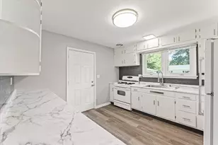 809 S Victor St, Champaign, IL 61821 - Photo 11