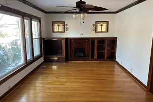 9300 S Vernon Ave, Chicago, IL 60619 - Photo 11