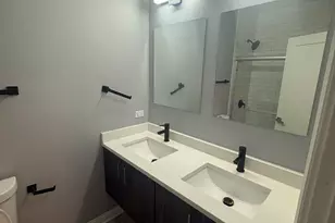 4525 S Prairie Ave, Chicago, IL 60653 - Photo 13