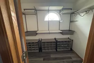 5002 W 79th St, Burbank, IL 60459 - Photo 9