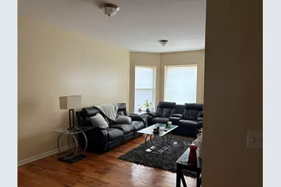 1527 E 66th Place, Chicago, IL 60637 - Photo 5