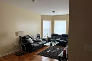 1527 E 66th Pl, Chicago, IL 60637 - Photo 5