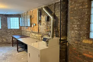 1527 E 66th Pl, Chicago, IL 60637 - Photo 11