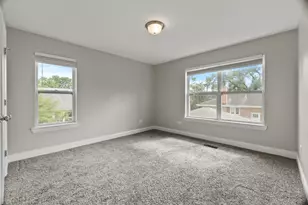 [Address not provided], Westmont, IL 60559 - Photo 15