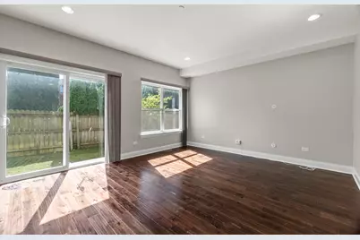 [Address not provided], Westmont, IL 60559 - Photo 5