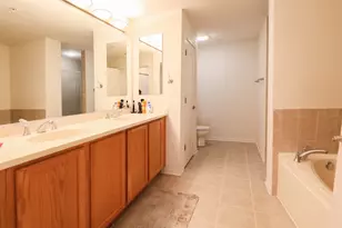 77 N Quentin Rd, Palatine, IL 60067 - Photo 11
