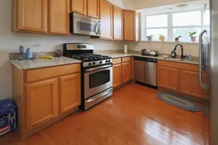 77 N Quentin Rd, Palatine, IL 60067 - Photo 3