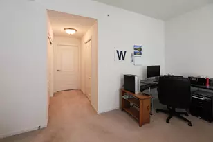 77 N Quentin Rd, Palatine, IL 60067 - Photo 9