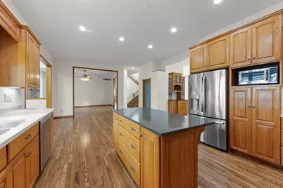 5065 E Sleepy Hollow Road, Earlville, IL 60518 - Photo 15