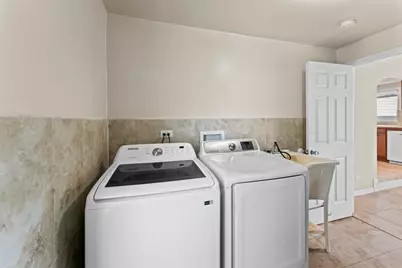 2916 Oakwood Avenue, McHenry, IL 60051 - Photo 11