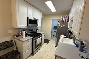 233 Harvest Ct, Vernon Hills, IL 60061 - Photo 11