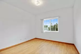 18215 Wentworth Ave, Lansing, IL 60438 - Photo 9