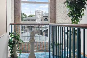 18215 Wentworth Ave, Lansing, IL 60438 - Photo 3