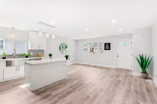 337 W 106th Pl, Chicago, IL 60628 - Photo 5