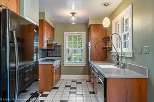 241 W Van Buren Ave, Naperville, IL 60540 - Photo 5