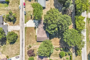 2128 Bonnie Ln, Monticello, IL 61856 - Photo 43