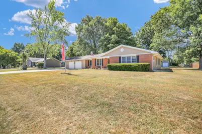 2128 Bonnie Lane, Monticello, IL 61856 - Photo 3