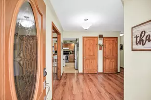 2128 Bonnie Ln, Monticello, IL 61856 - Photo 7